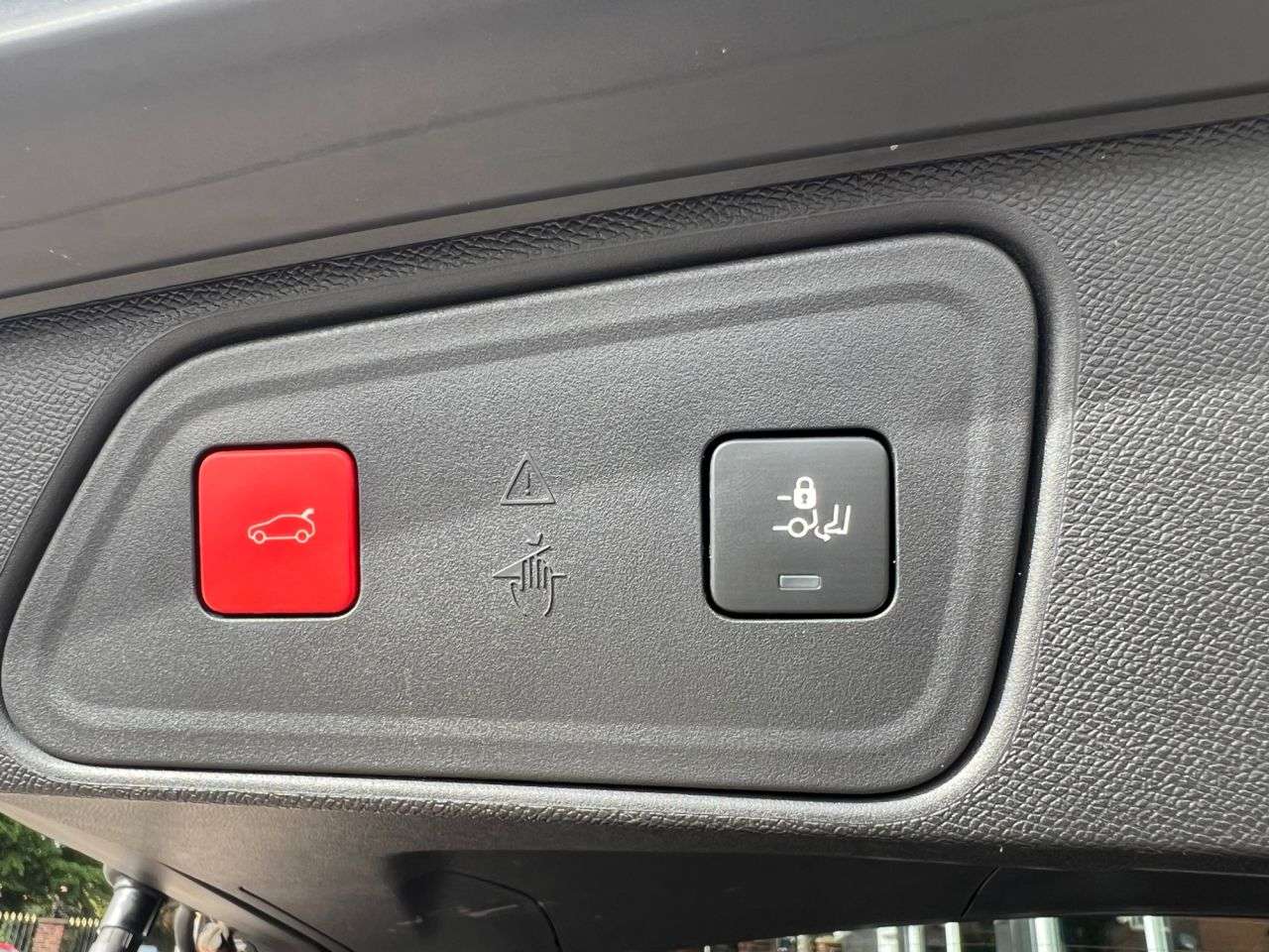 2020 PEUGEOT 3008 2020 PEUGEOT 3008