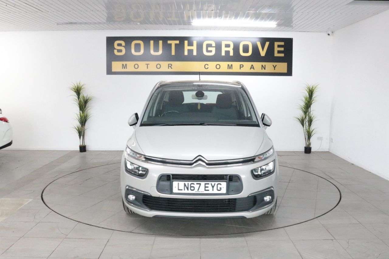 A 2017 CITROEN GRAND C4 PICASSO 1.6 BlueHDi Feel MPV 5dr Diesel EAT6 Euro 6 (s/s) (120 ps) ** EXTENDED WARR A 2017 CITROEN GRAND C4 PICASSO 1.6 BlueHDi Feel MPV 5dr Diesel EAT6 Euro 6 (s/s) (120 ps) ** EXTENDED WARR