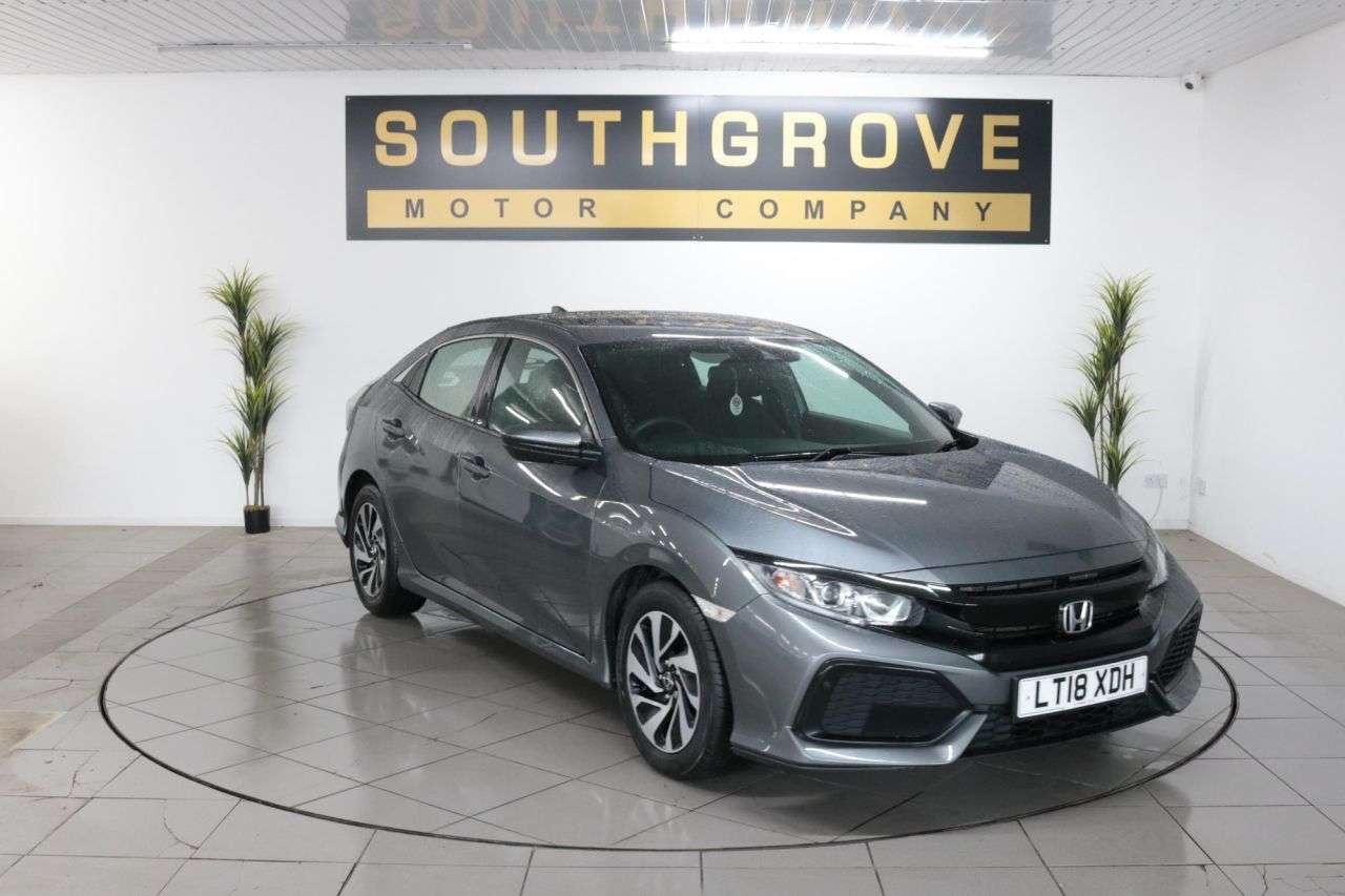 A 2018 HONDA CIVIC 1.6 i-DTEC SE Hatchback 5dr Diesel Manual Euro 6 (s/s) (120 ps) ** EXTENDED A 2018 HONDA CIVIC 1.6 i-DTEC SE Hatchback 5dr Diesel Manual Euro 6 (s/s) (120 ps) ** EXTENDED