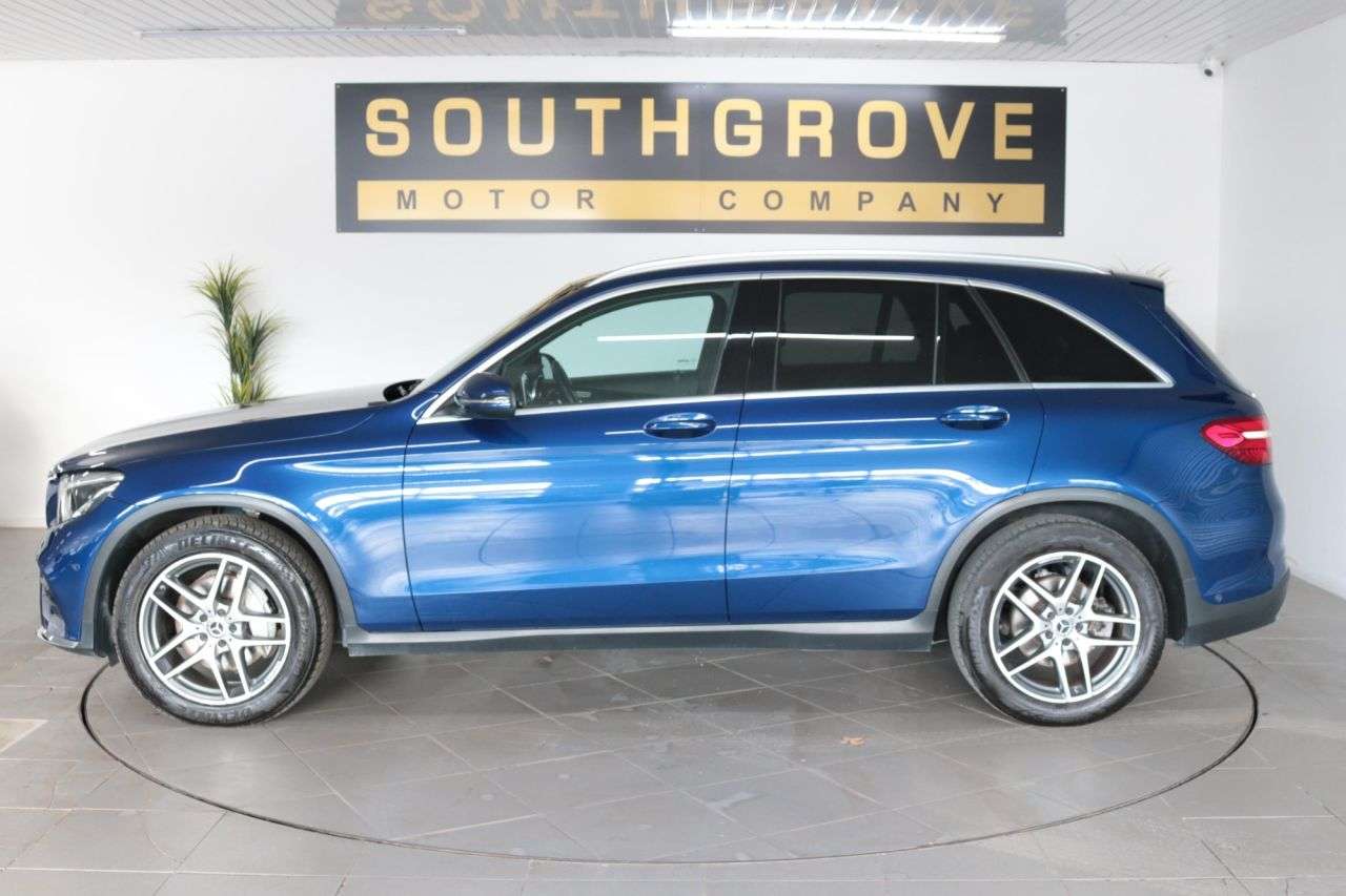 A 2018 MERCEDES GLC-CLASS GLC 250 D 4MATIC AMG LINE A 2018 MERCEDES GLC-CLASS GLC 250 D 4MATIC AMG LINE
