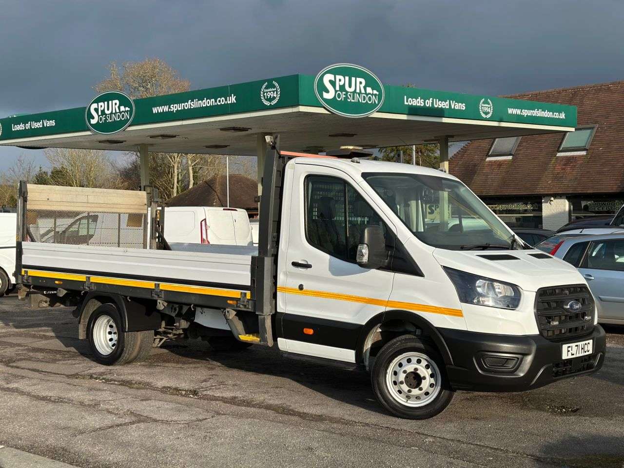 A 2021 FORD TRANSIT 2.0 350 EcoBlue HDT Leader Dropside 2dr Diesel Manual RWD L4 Euro 6 (s/s) ( A 2021 FORD TRANSIT 2.0 350 EcoBlue HDT Leader Dropside 2dr Diesel Manual RWD L4 Euro 6 (s/s) (