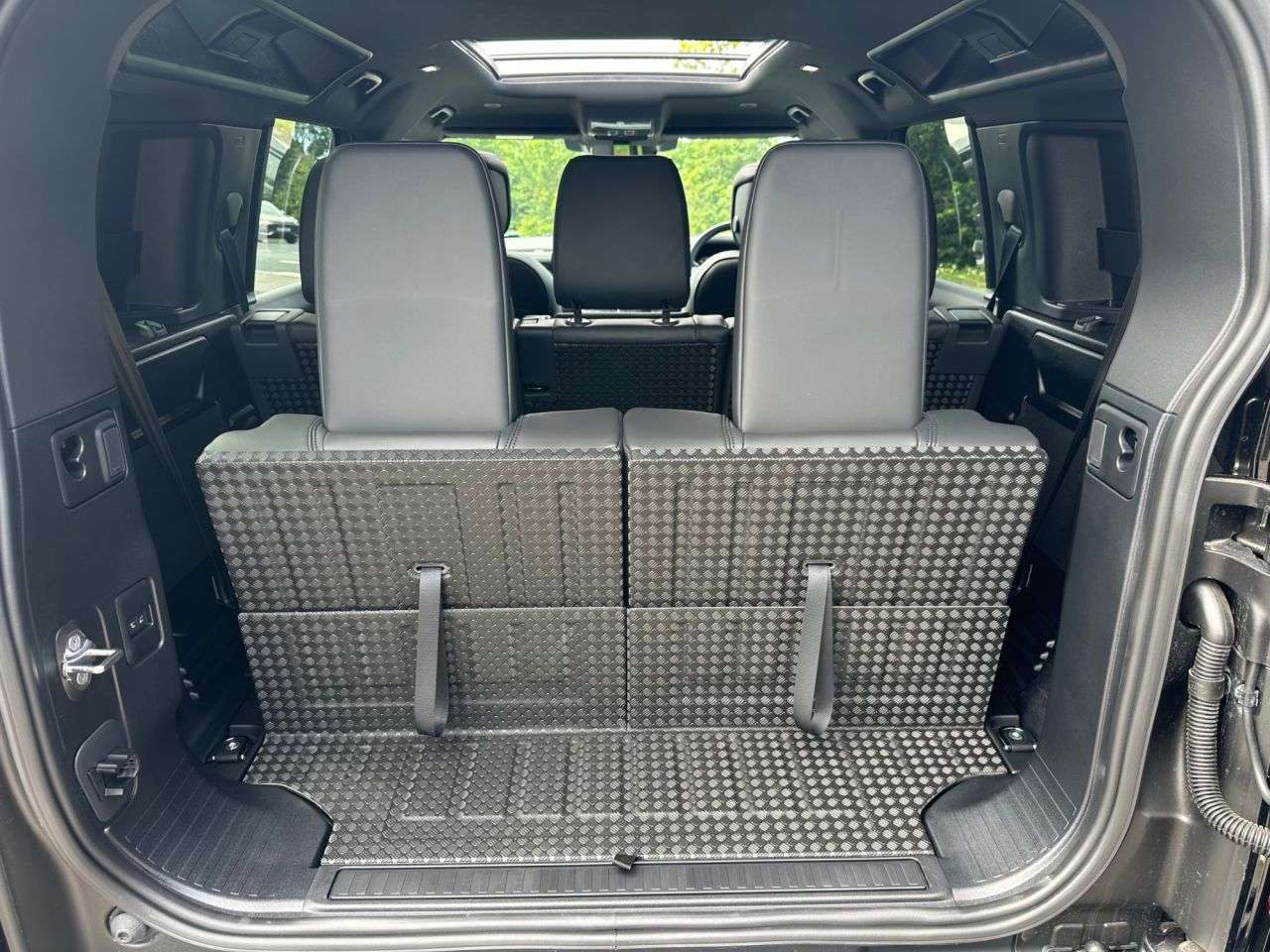 2025 LAND ROVER DEFENDER 110 2025 LAND ROVER DEFENDER 110