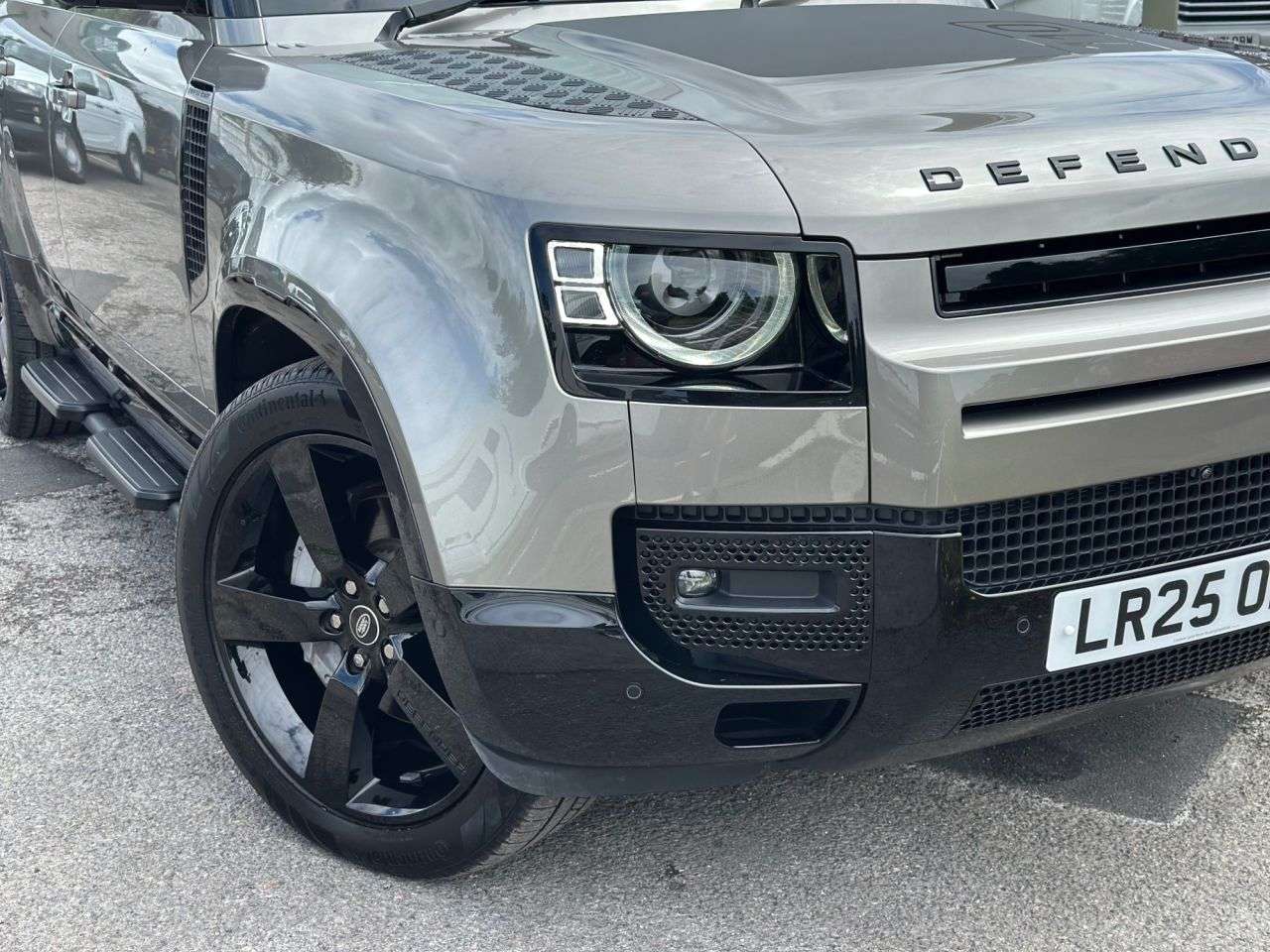2025 LAND ROVER DEFENDER 110 2025 LAND ROVER DEFENDER 110