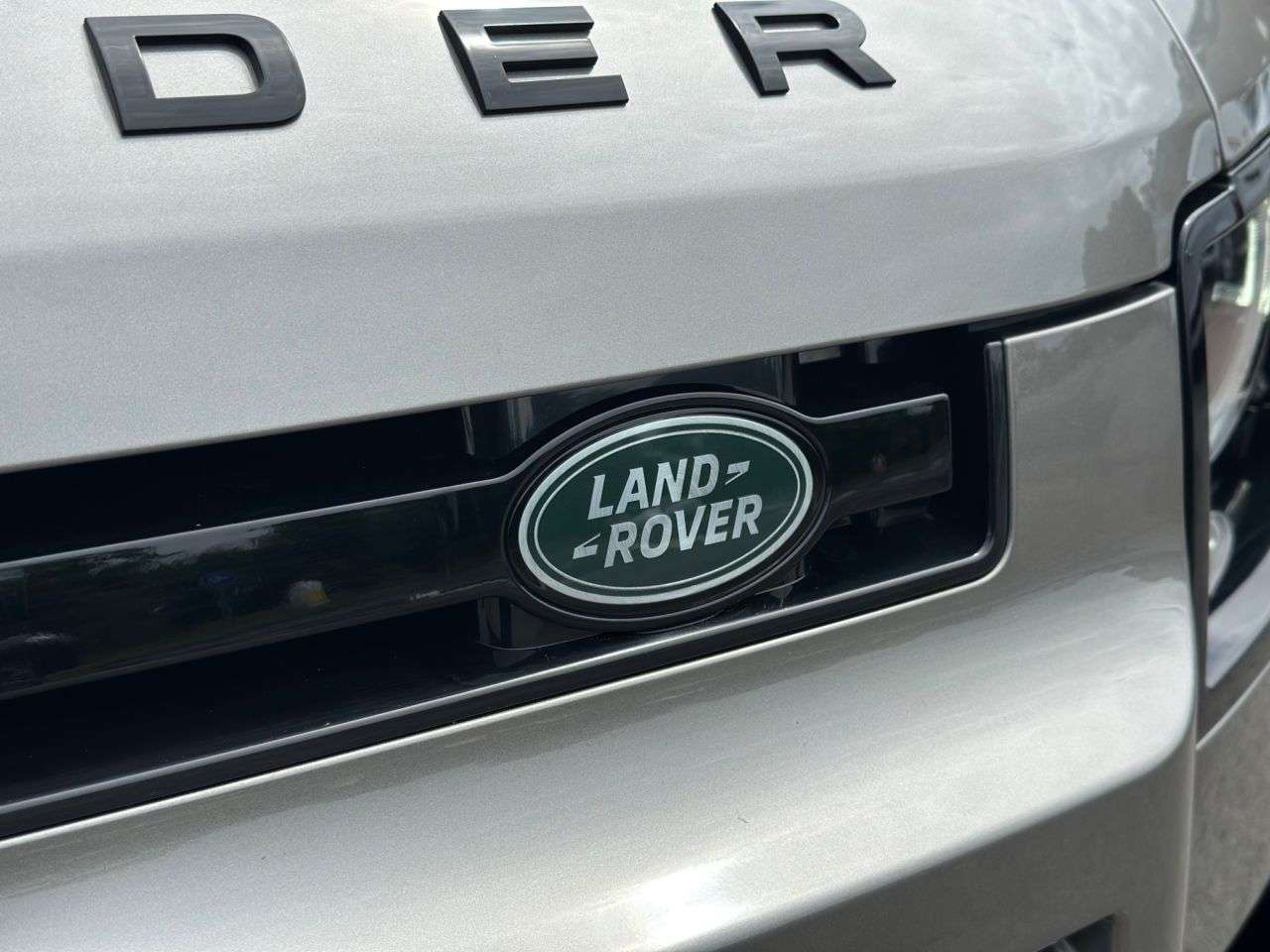 2025 LAND ROVER DEFENDER 110 2025 LAND ROVER DEFENDER 110
