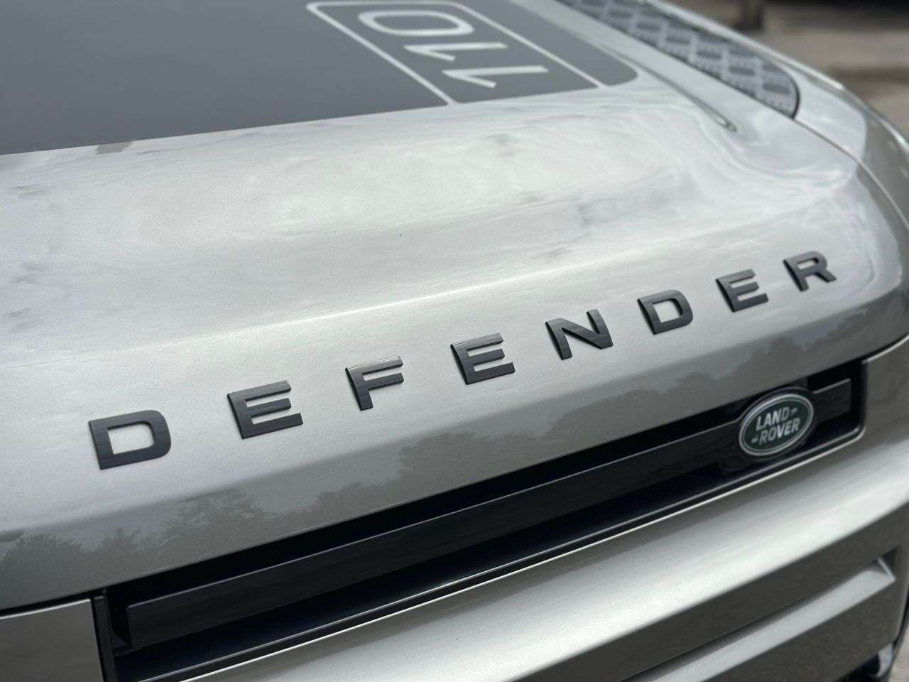 2025 LAND ROVER DEFENDER 110 2025 LAND ROVER DEFENDER 110