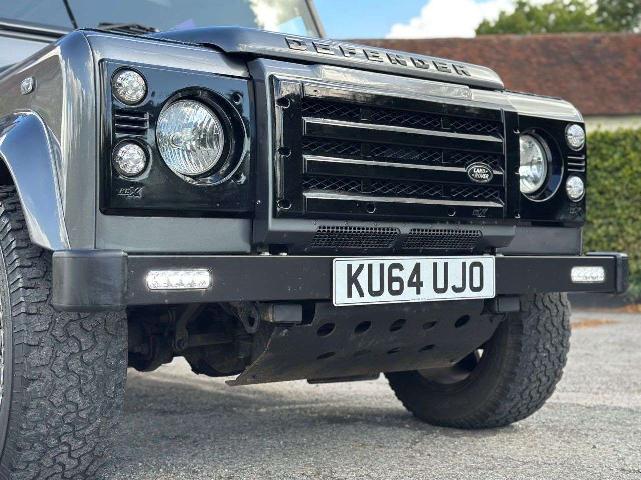 2014 LAND ROVER DEFENDER 110 2014 LAND ROVER DEFENDER 110