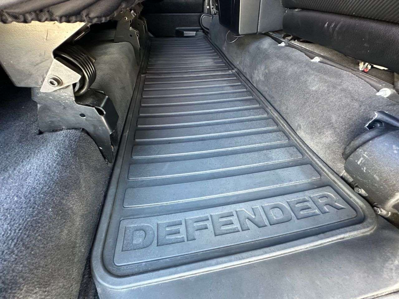 2014 LAND ROVER DEFENDER 110 2014 LAND ROVER DEFENDER 110