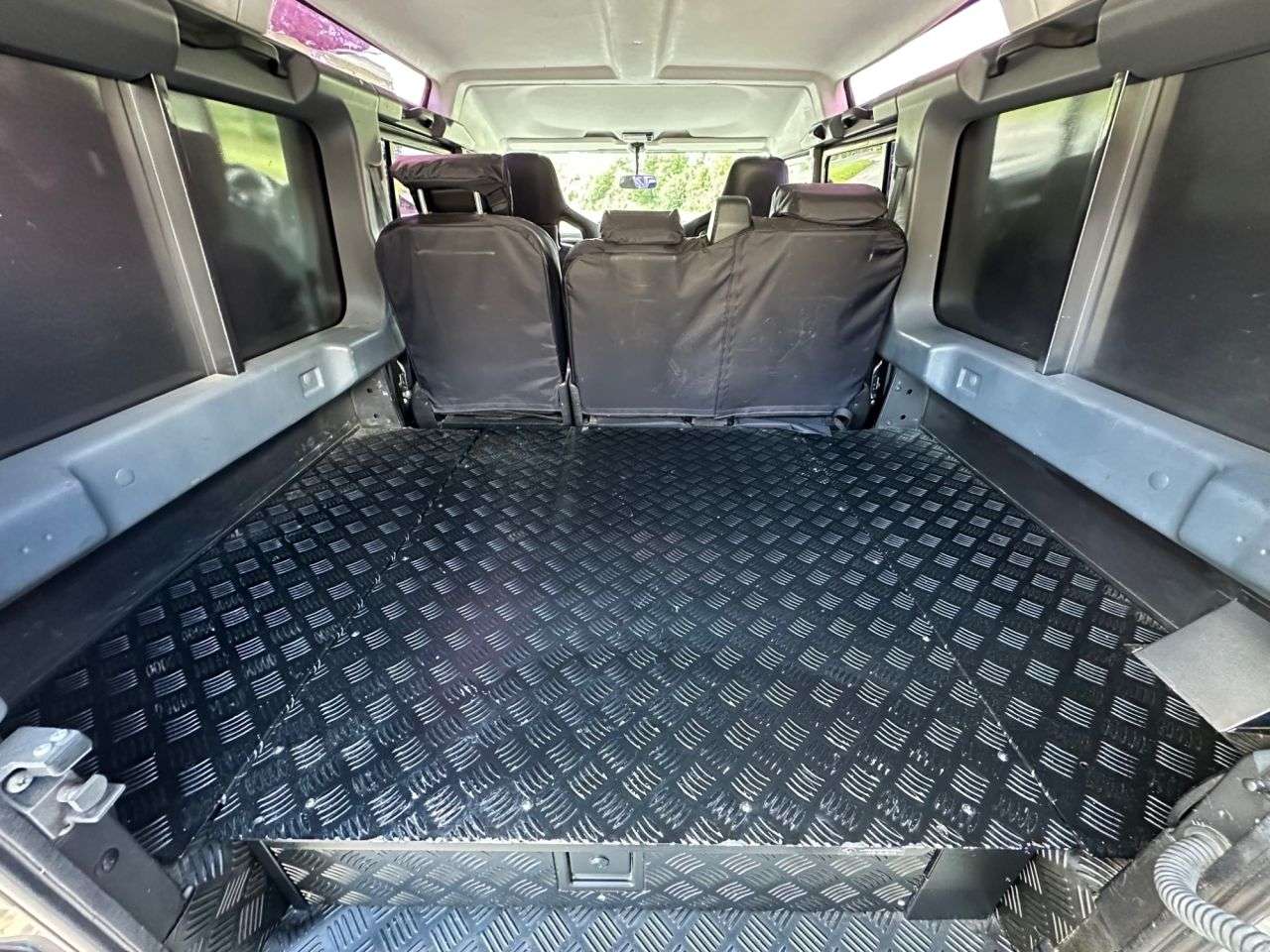 2014 LAND ROVER DEFENDER 110 2014 LAND ROVER DEFENDER 110