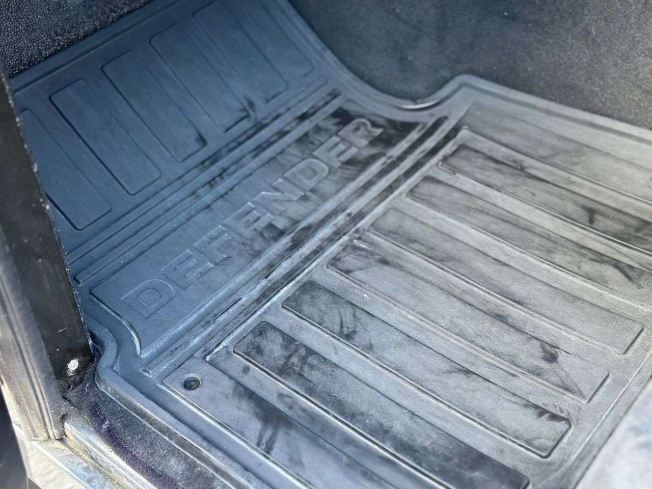 2014 LAND ROVER DEFENDER 110 2014 LAND ROVER DEFENDER 110