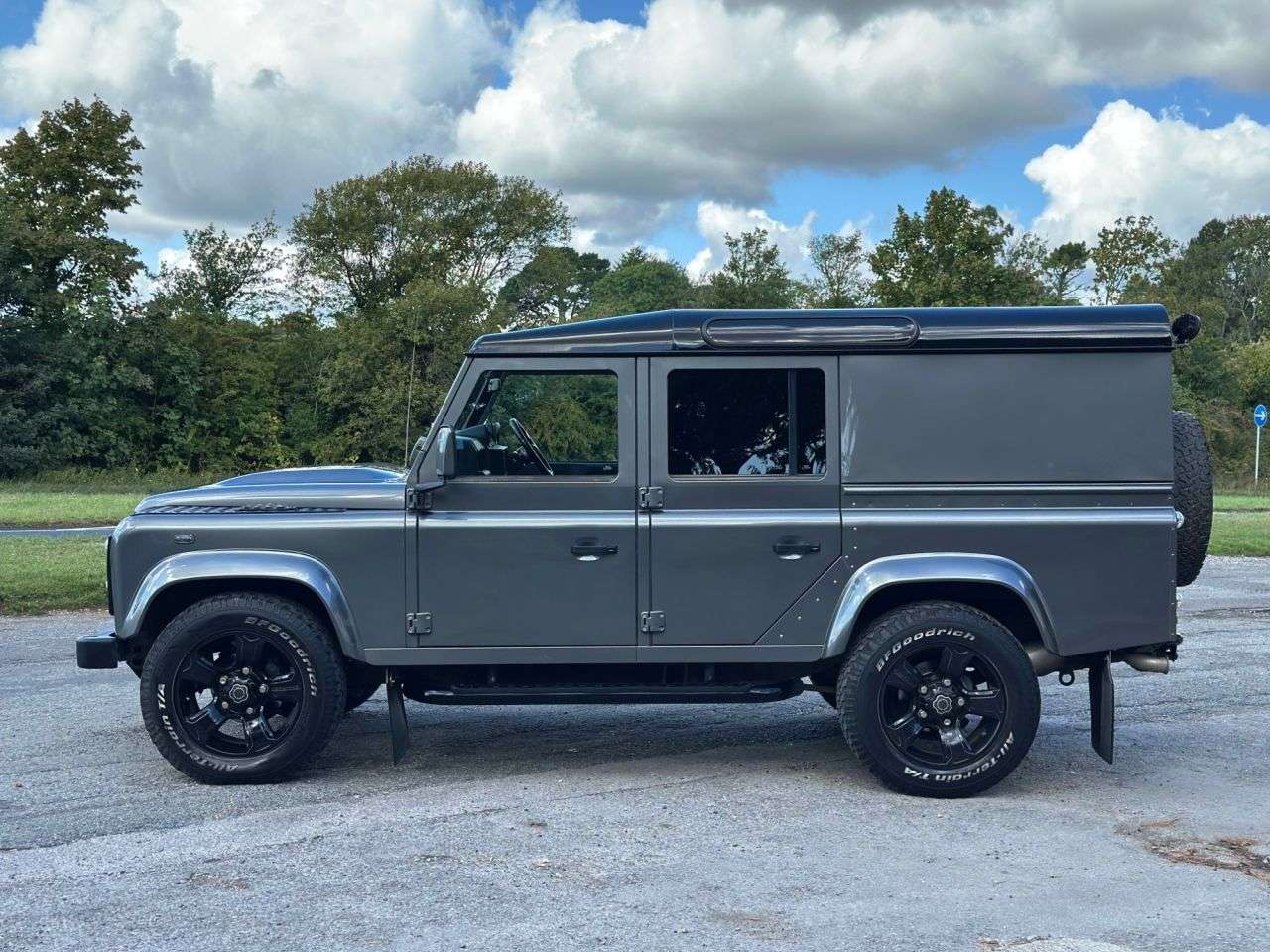 2014 LAND ROVER DEFENDER 110 2014 LAND ROVER DEFENDER 110