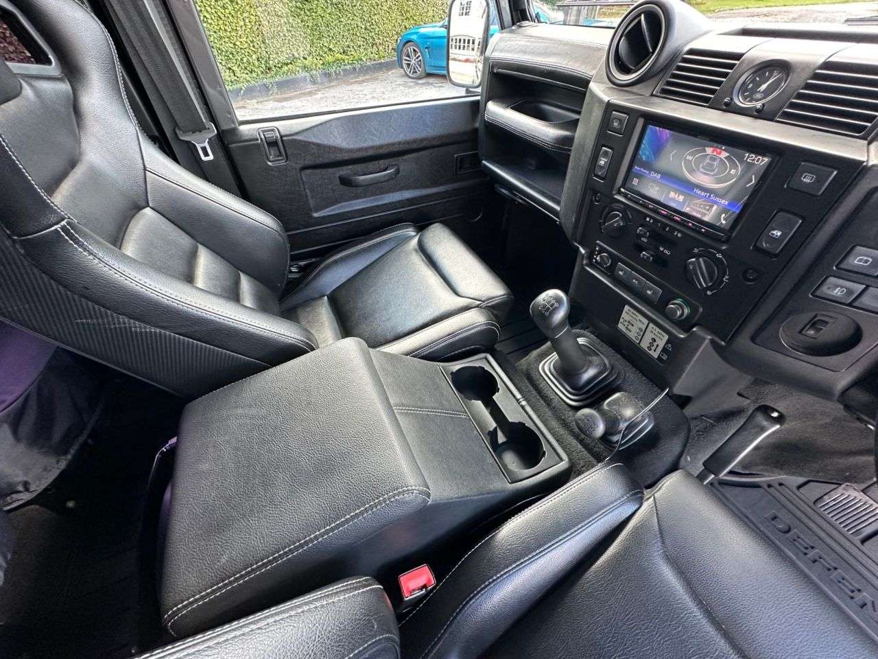 2014 LAND ROVER DEFENDER 110 2014 LAND ROVER DEFENDER 110