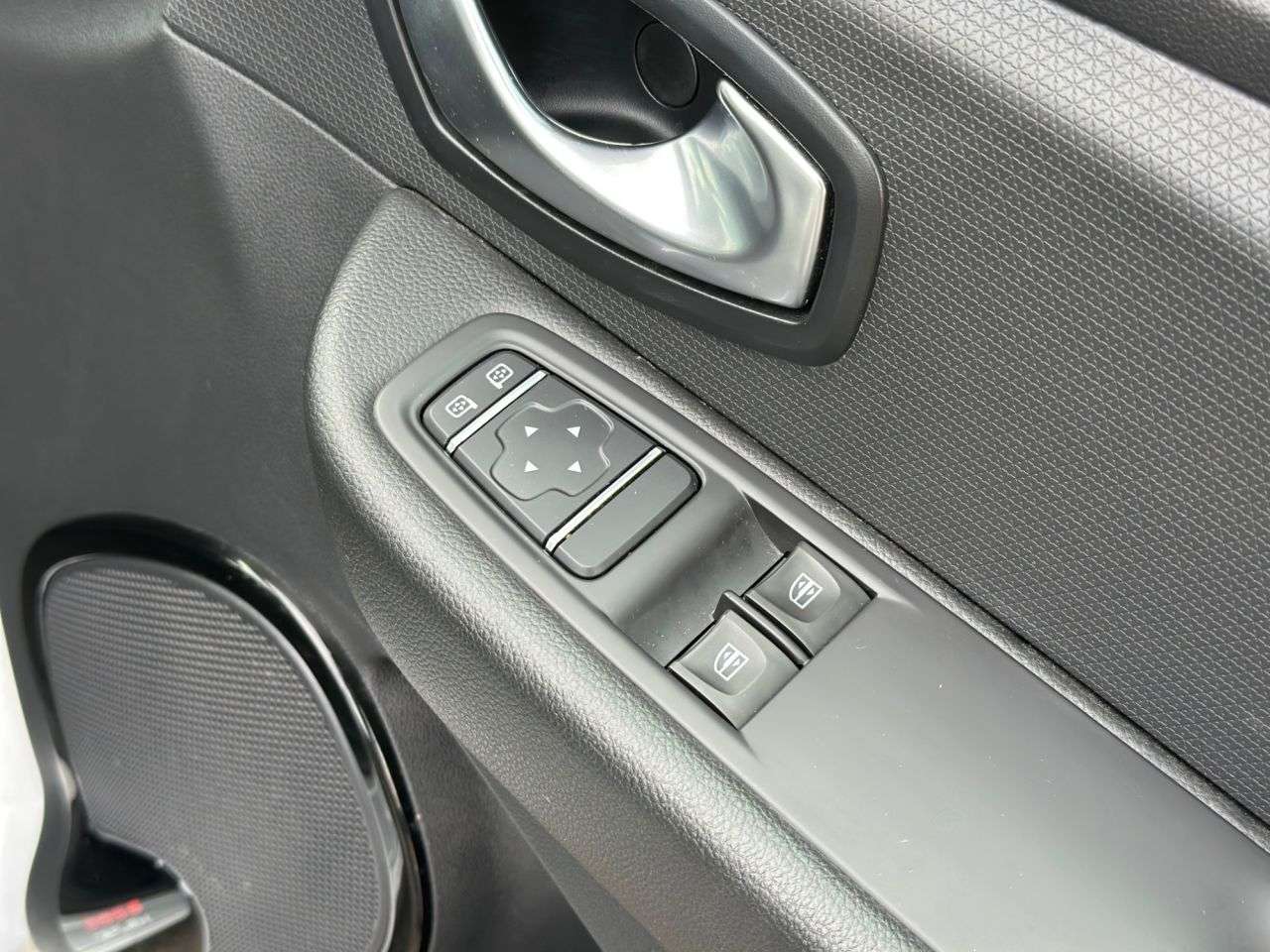 2019 RENAULT CLIO 2019 RENAULT CLIO