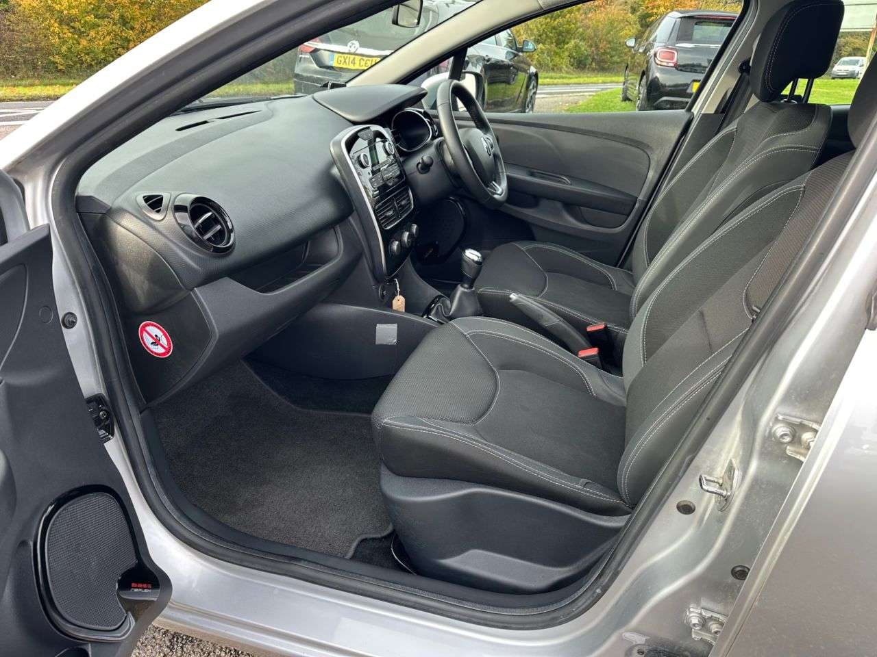 2019 RENAULT CLIO 2019 RENAULT CLIO