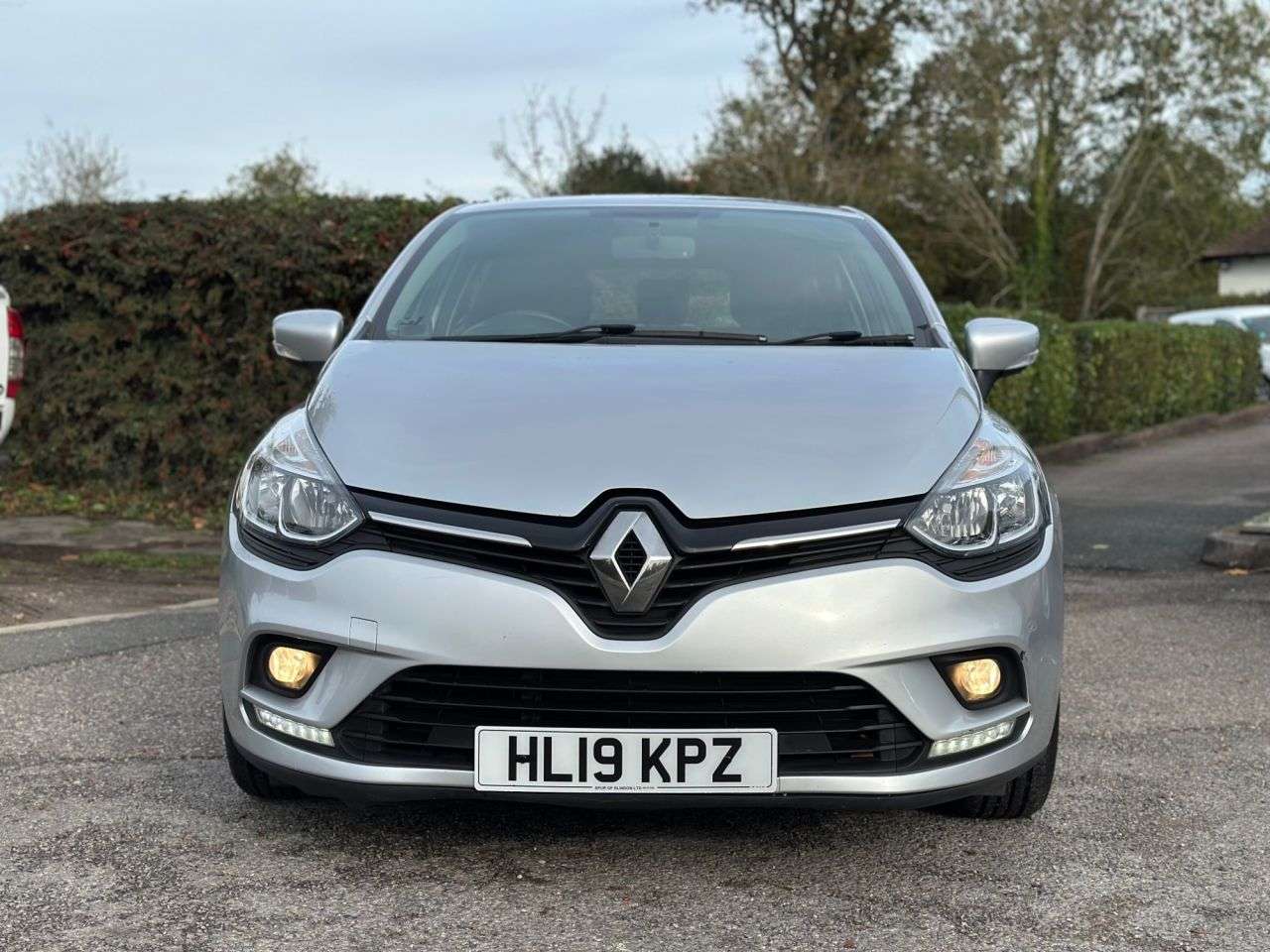 2019 RENAULT CLIO 2019 RENAULT CLIO
