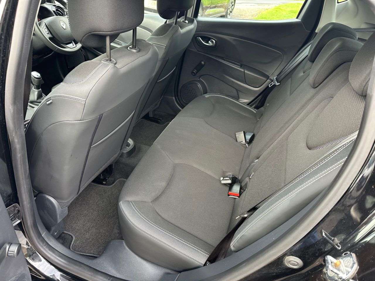 2019 RENAULT CLIO 2019 RENAULT CLIO