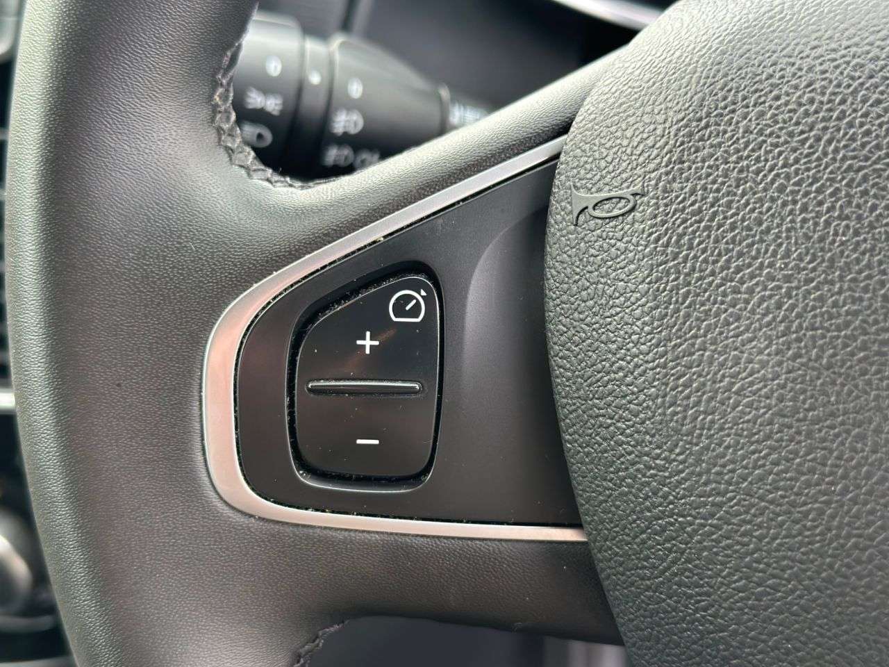 2019 RENAULT CLIO 2019 RENAULT CLIO