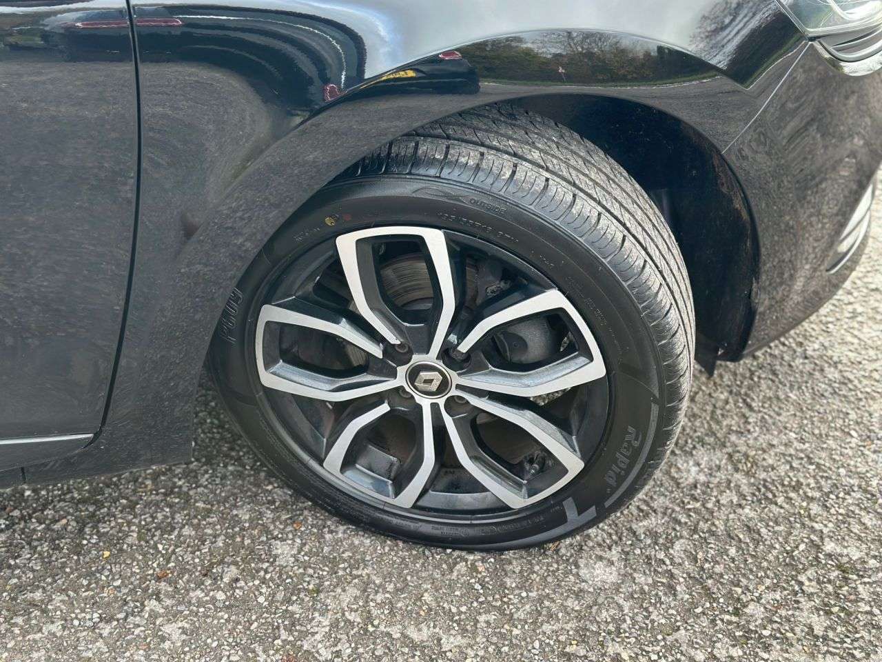 2019 RENAULT CLIO 2019 RENAULT CLIO