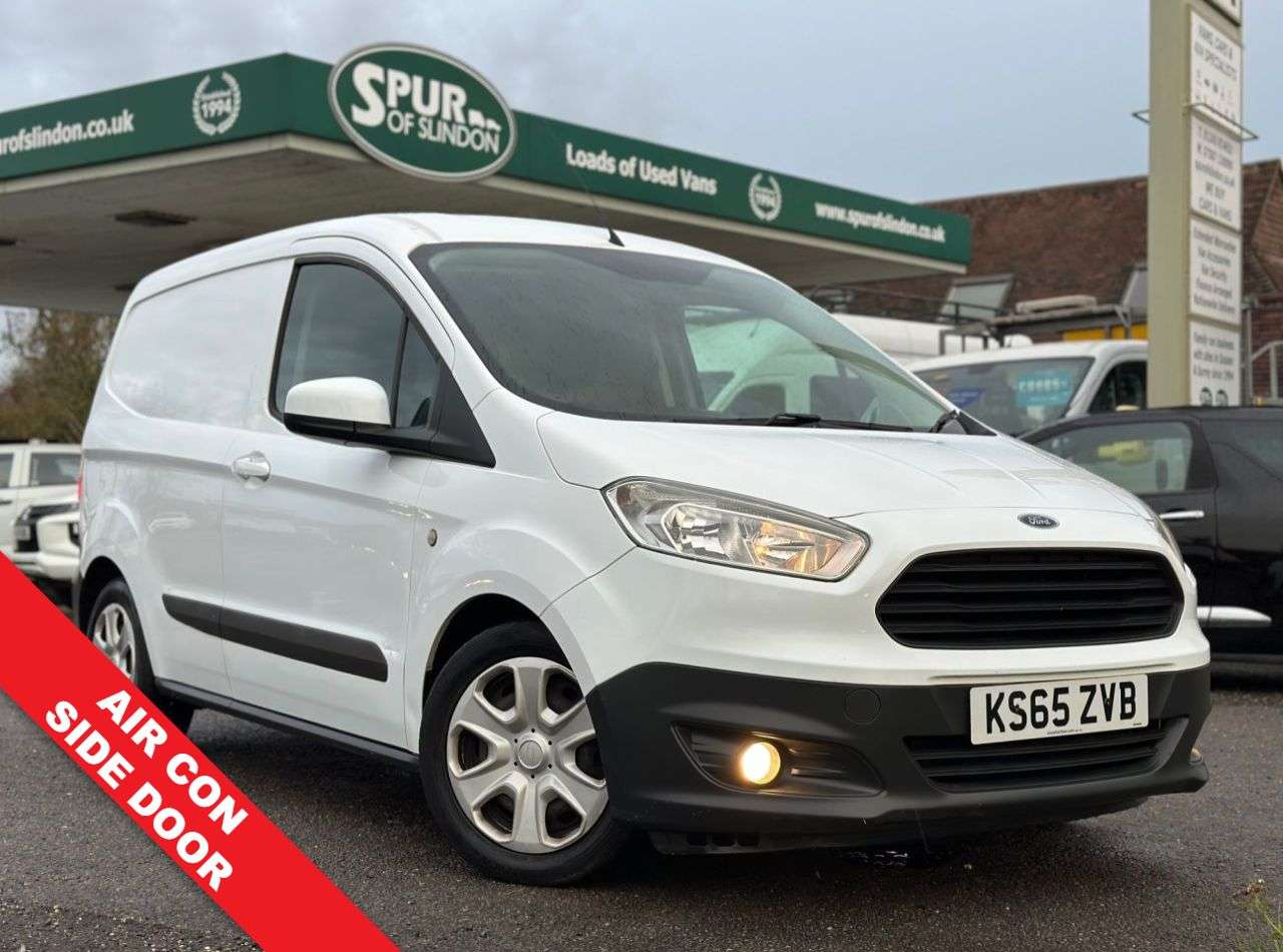 A 2016 FORD TRANSIT COURIER 1.6 TDCi Trend Panel Van 5dr Diesel Manual L1 Euro 5 (95 ps) A 2016 FORD TRANSIT COURIER 1.6 TDCi Trend Panel Van 5dr Diesel Manual L1 Euro 5 (95 ps)