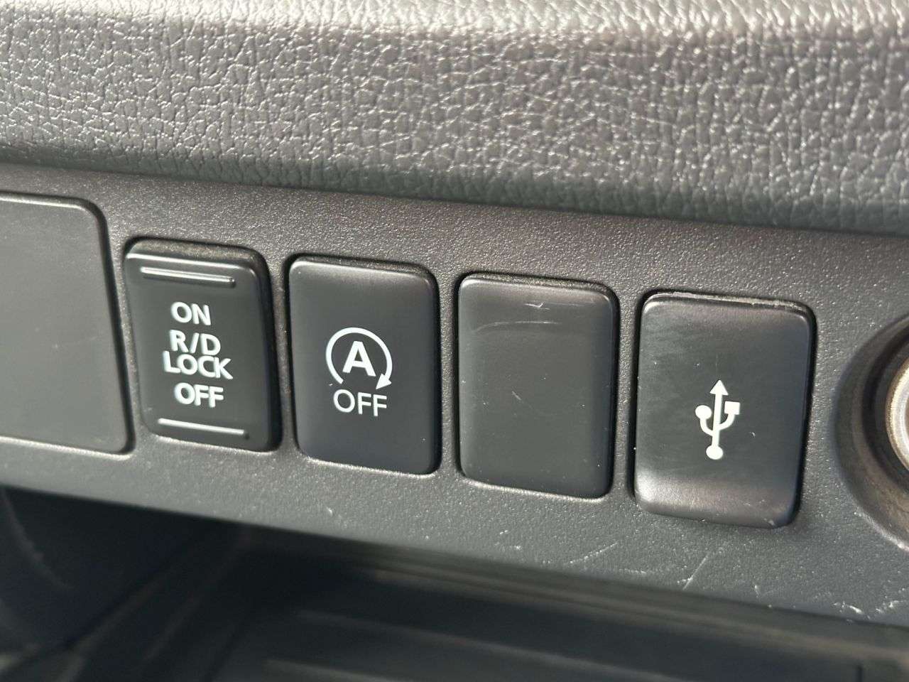 2020 MITSUBISHI L200 2020 MITSUBISHI L200