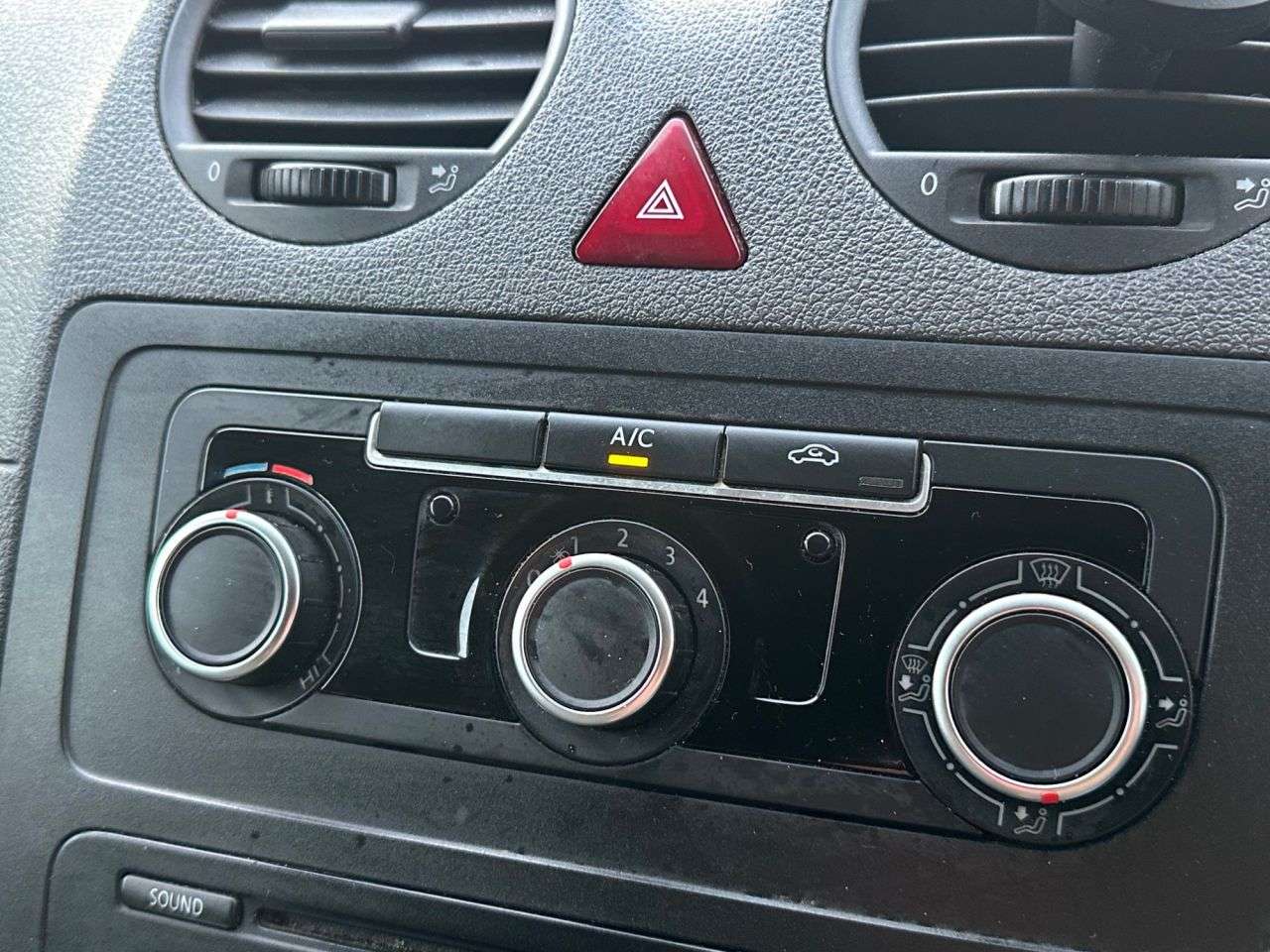 2015 VOLKSWAGEN CADDY 2015 VOLKSWAGEN CADDY