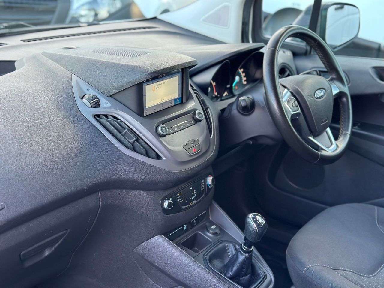 2018 FORD TRANSIT COURIER 2018 FORD TRANSIT COURIER