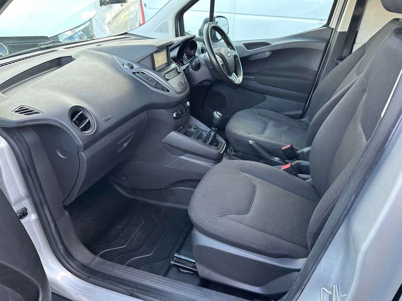 2018 FORD TRANSIT COURIER 2018 FORD TRANSIT COURIER