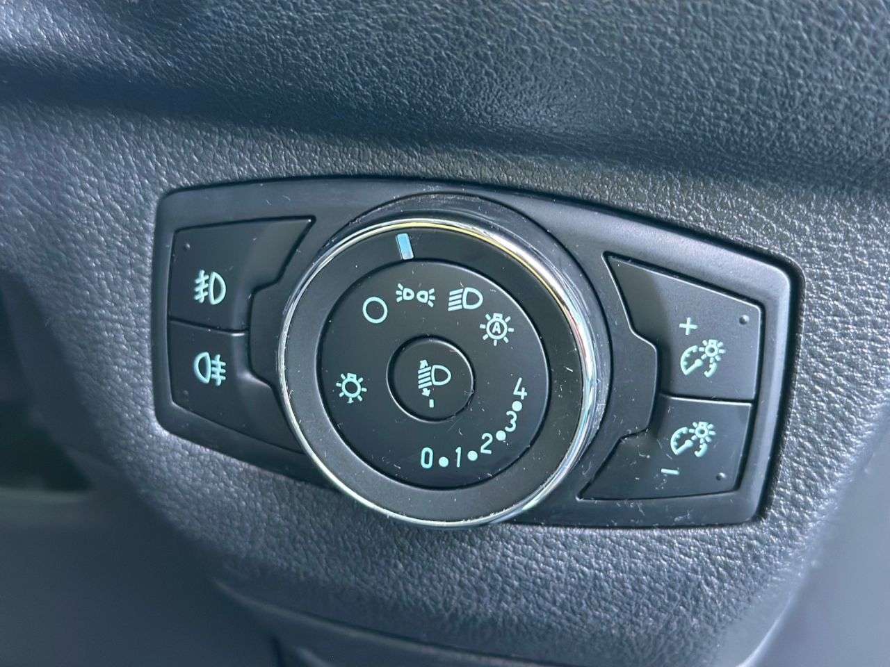 2018 FORD TRANSIT COURIER 2018 FORD TRANSIT COURIER