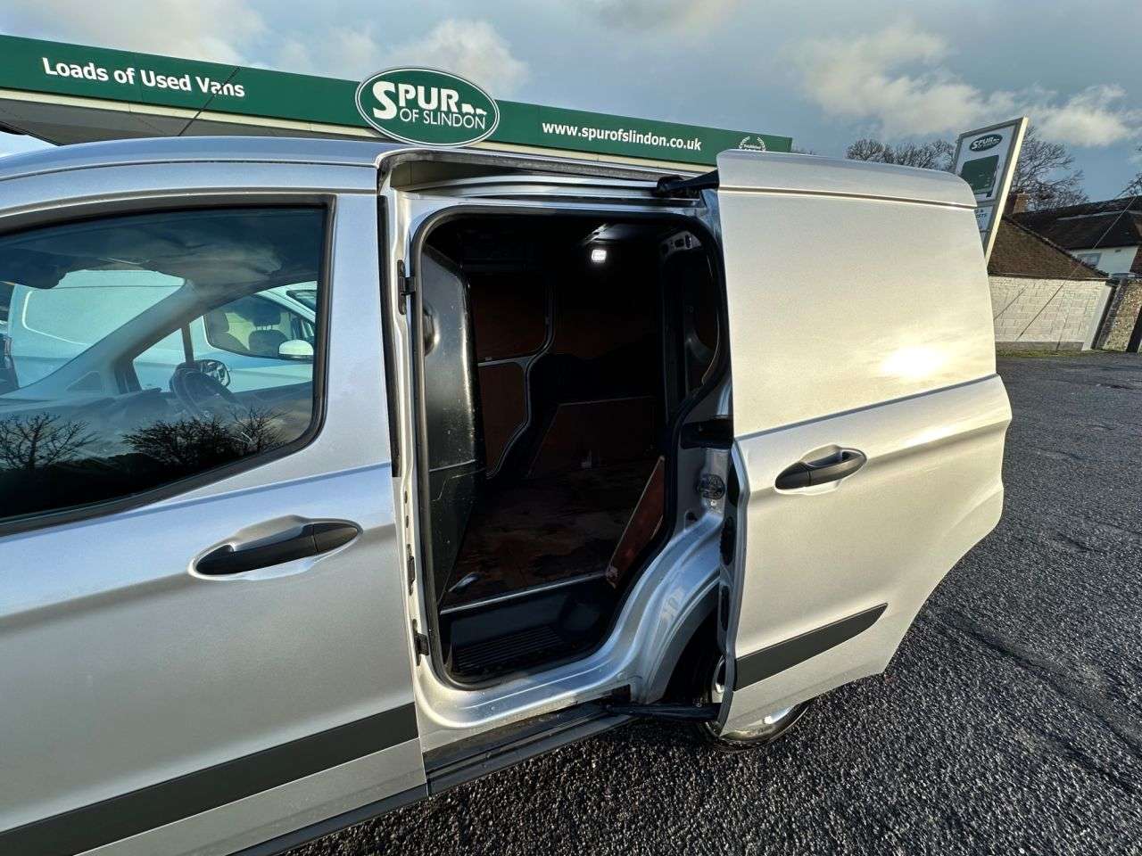 2018 FORD TRANSIT COURIER 2018 FORD TRANSIT COURIER