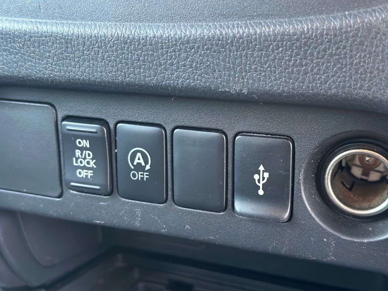 2020 MITSUBISHI L200 2020 MITSUBISHI L200