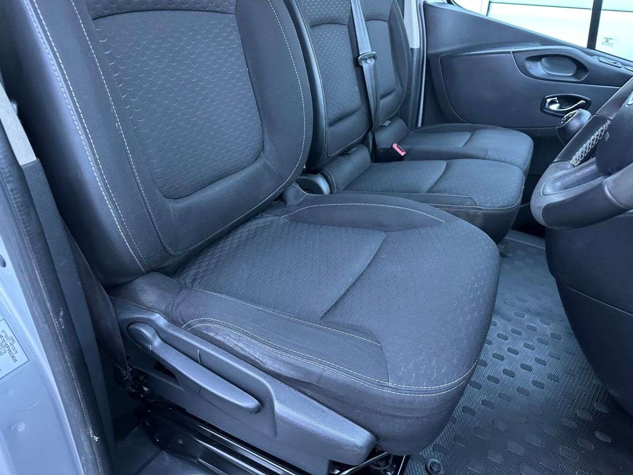 2015 VAUXHALL VIVARO 2015 VAUXHALL VIVARO