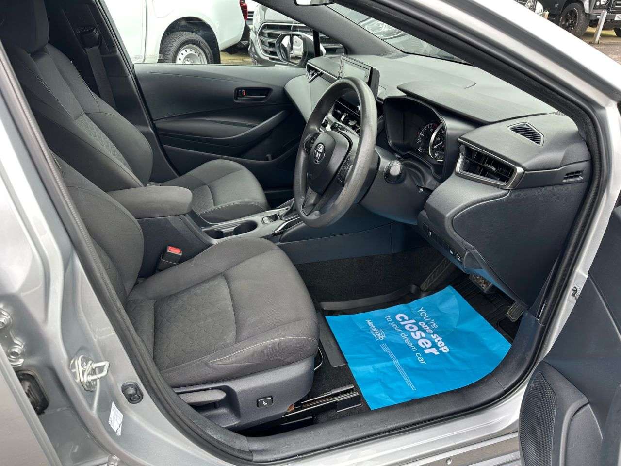 2022 TOYOTA COROLLA 2022 TOYOTA COROLLA