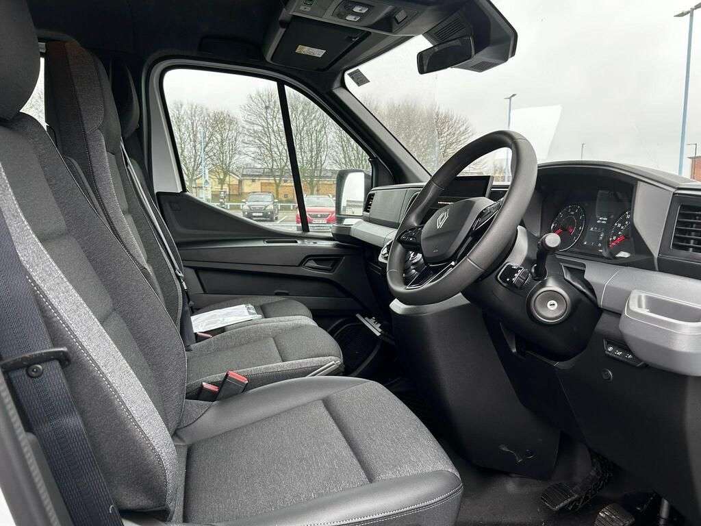 2025 RENAULT MASTER 2025 RENAULT MASTER