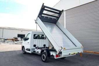 A 2025 RENAULT MASTER Single Cab Tipper ML35 DCi 150 FWD Advance - 75 REG - A 2025 RENAULT MASTER Single Cab Tipper ML35 DCi 150 FWD Advance - 75 REG -