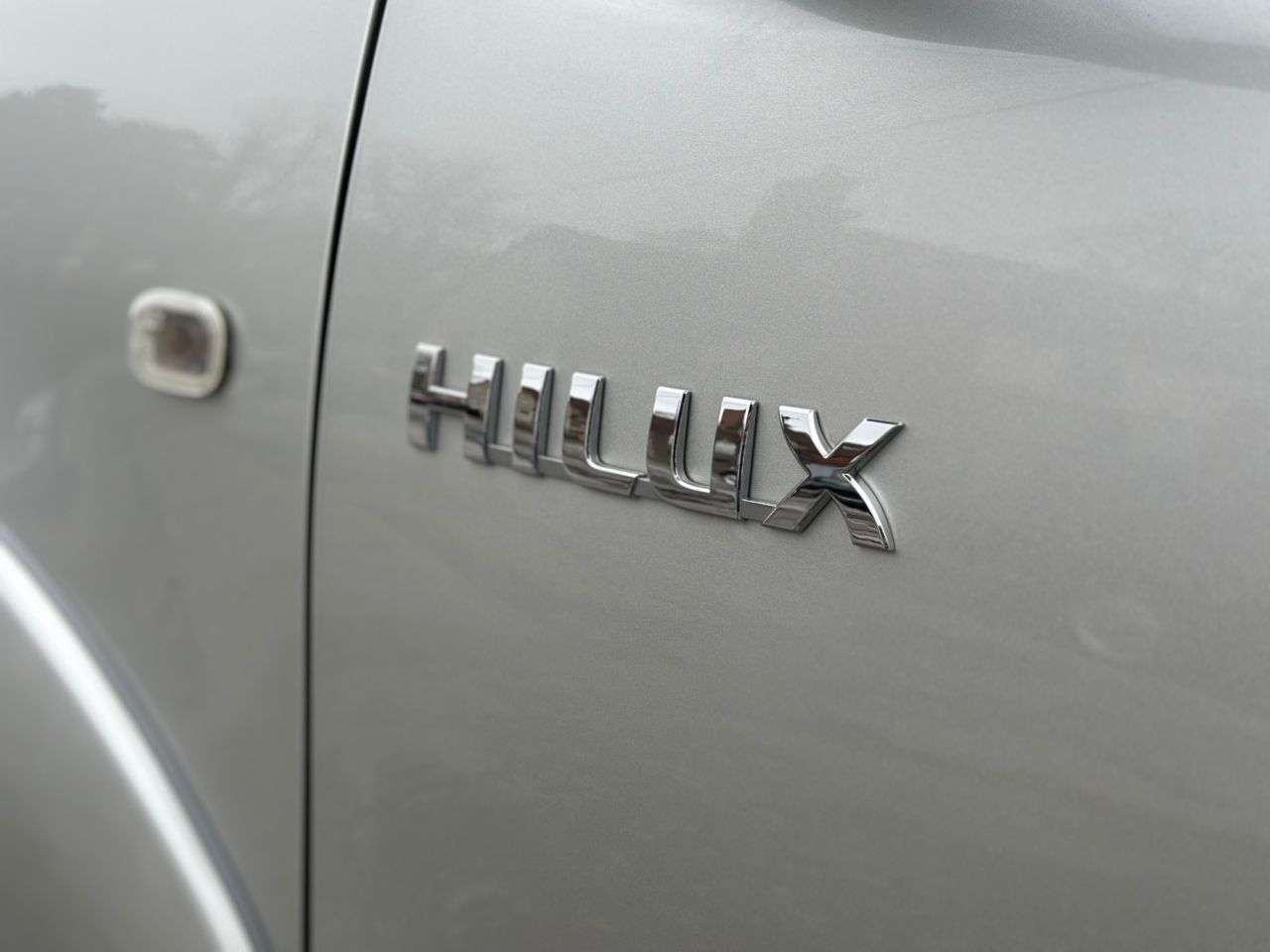 2011 TOYOTA HI-LUX 2011 TOYOTA HI-LUX