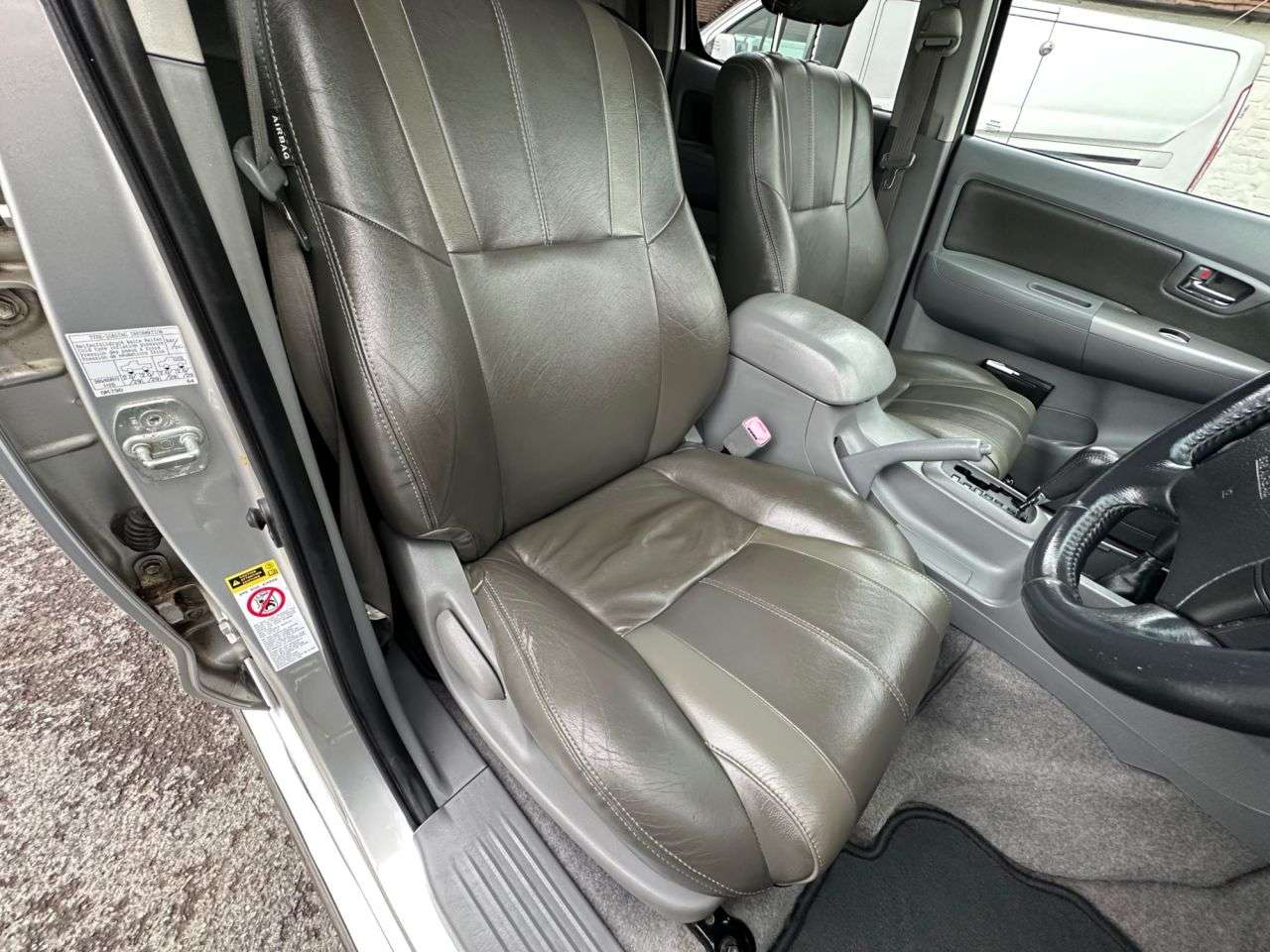 2011 TOYOTA HI-LUX 2011 TOYOTA HI-LUX