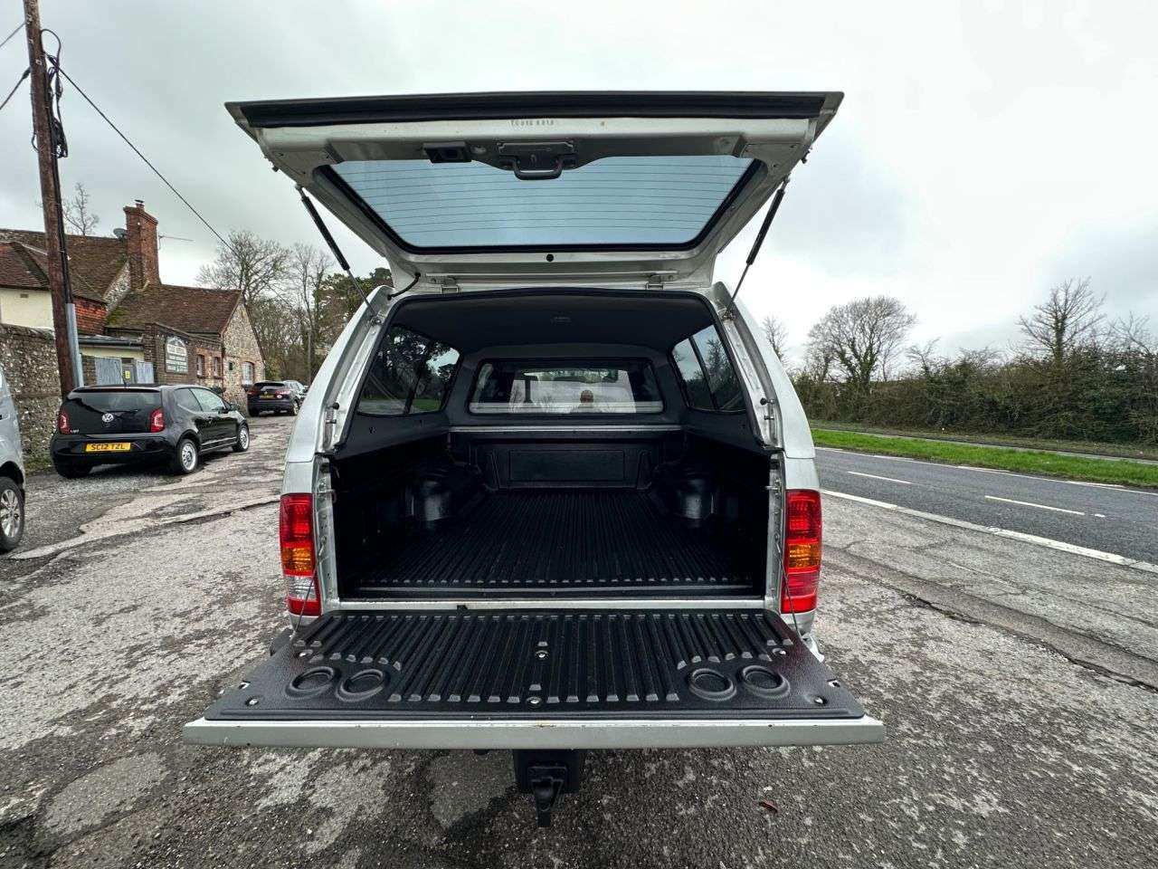 2011 TOYOTA HI-LUX 2011 TOYOTA HI-LUX