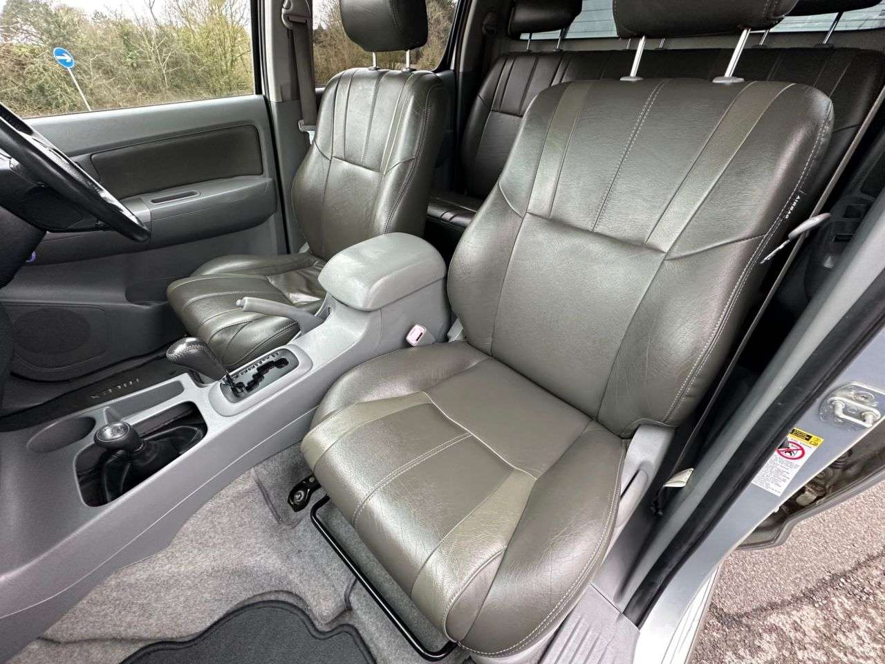 2011 TOYOTA HI-LUX 2011 TOYOTA HI-LUX