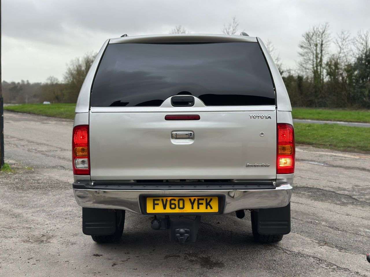 2011 TOYOTA HI-LUX 2011 TOYOTA HI-LUX