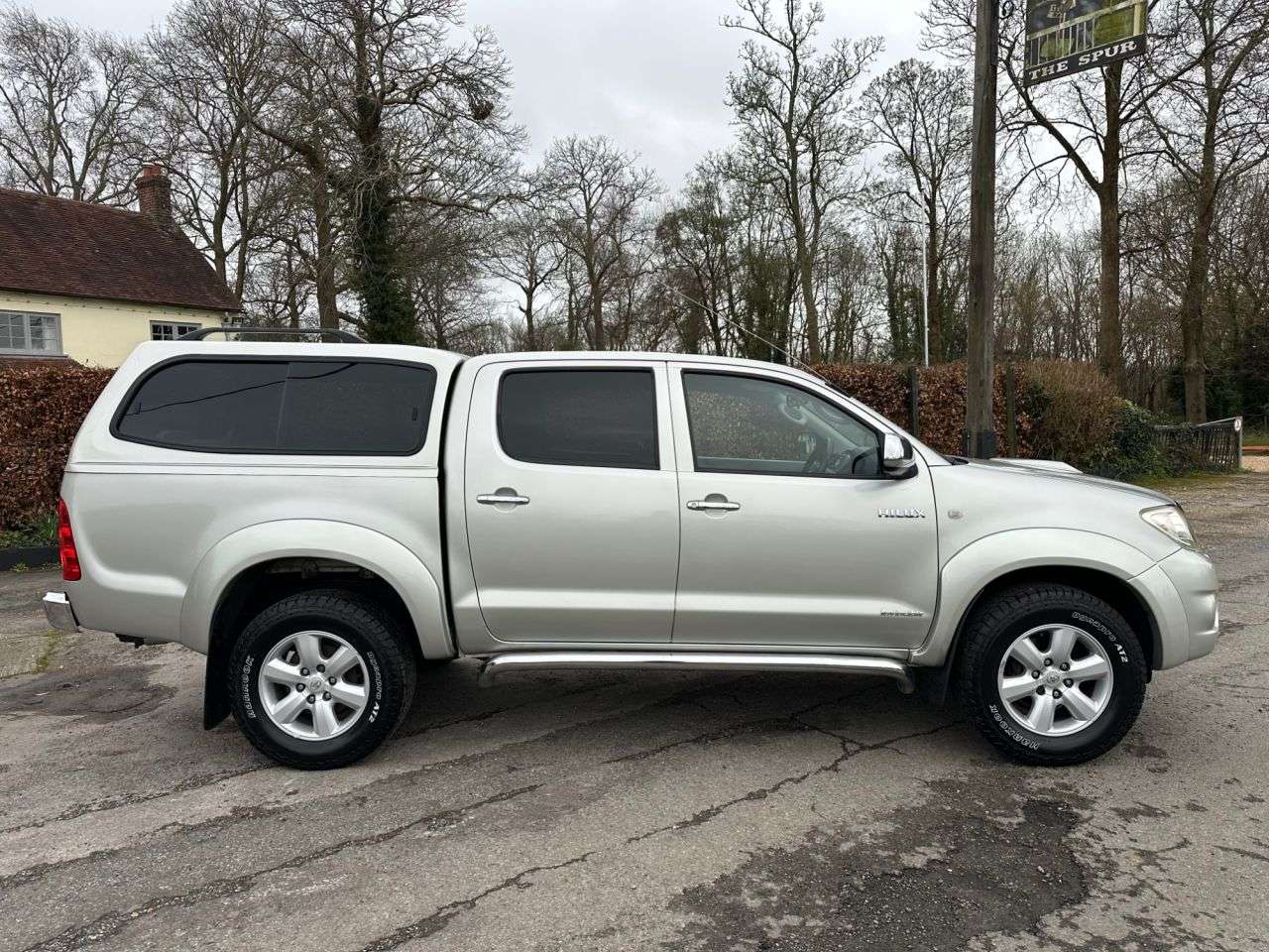2011 TOYOTA HI-LUX 2011 TOYOTA HI-LUX