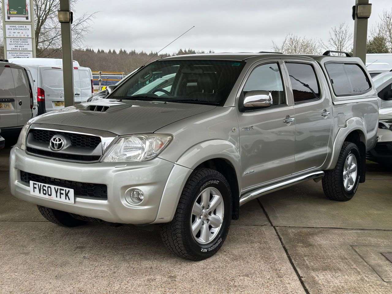 2011 TOYOTA HI-LUX 2011 TOYOTA HI-LUX