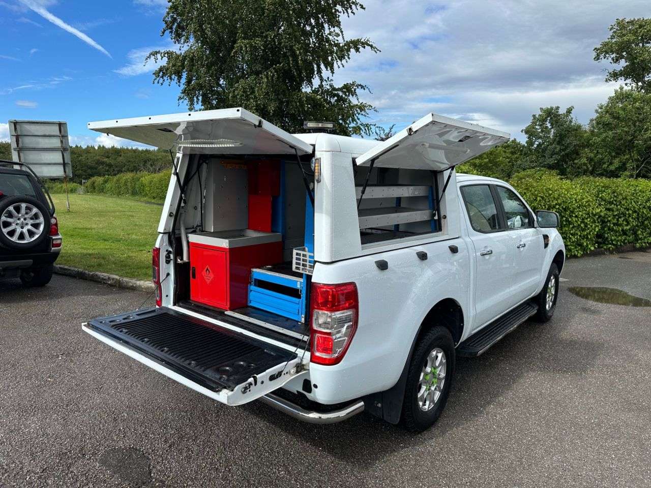 A 2018 FORD RANGER 2.2 TDCi XLT Pickup Double Cab 4dr Diesel Manual 4WD Euro 5 (s/s) (Eco Axle A 2018 FORD RANGER 2.2 TDCi XLT Pickup Double Cab 4dr Diesel Manual 4WD Euro 5 (s/s) (Eco Axle