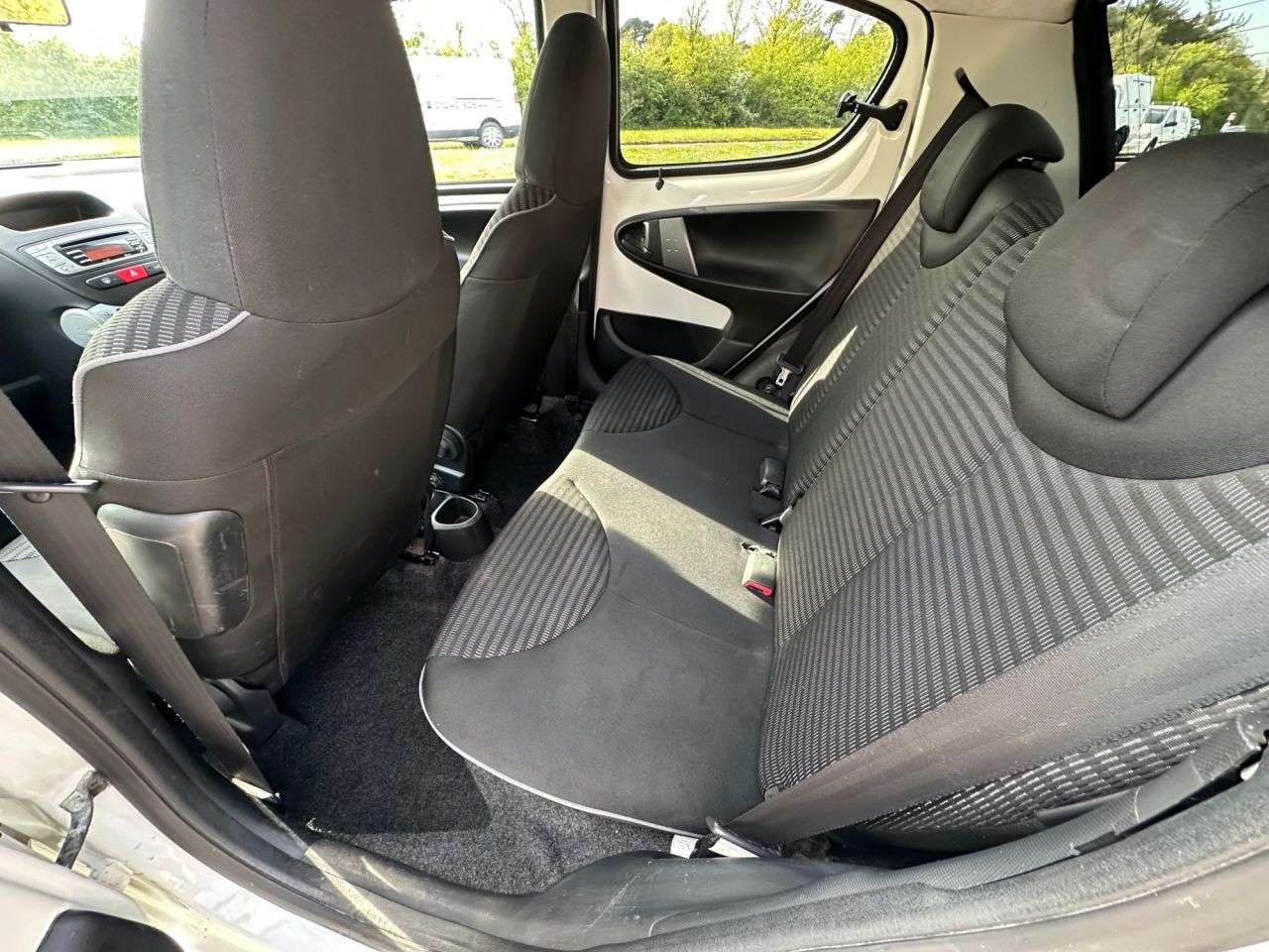 2013 PEUGEOT 107 2013 PEUGEOT 107