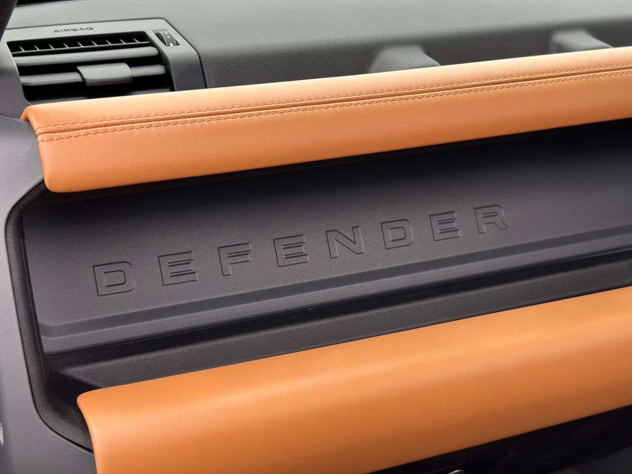 2020 LAND ROVER DEFENDER 90 2020 LAND ROVER DEFENDER 90