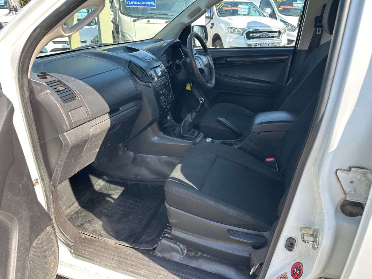 2014 ISUZU D-MAX 2014 ISUZU D-MAX