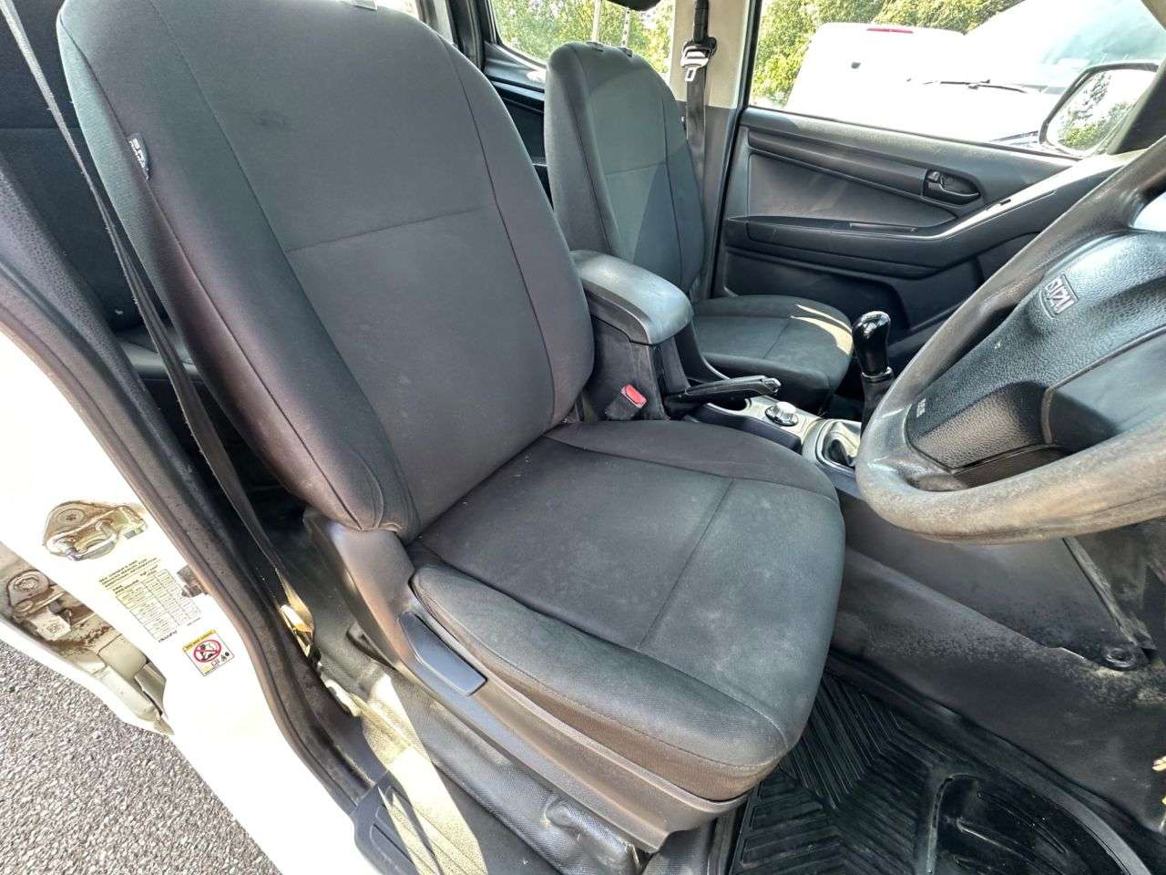 2014 ISUZU D-MAX 2014 ISUZU D-MAX
