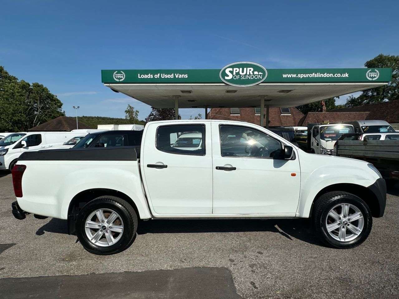2014 ISUZU D-MAX 2014 ISUZU D-MAX