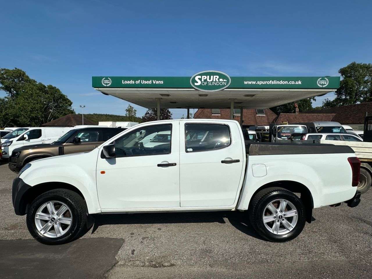 2014 ISUZU D-MAX 2014 ISUZU D-MAX