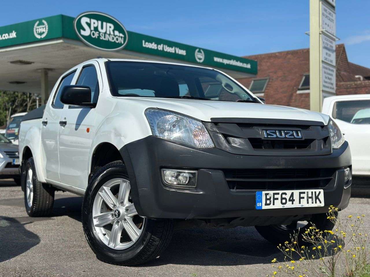 A 2014 ISUZU D-MAX 2.5 TD Pickup 4dr Diesel Manual 4x4 (194 g/km, 161 bhp) A 2014 ISUZU D-MAX 2.5 TD Pickup 4dr Diesel Manual 4x4 (194 g/km, 161 bhp)