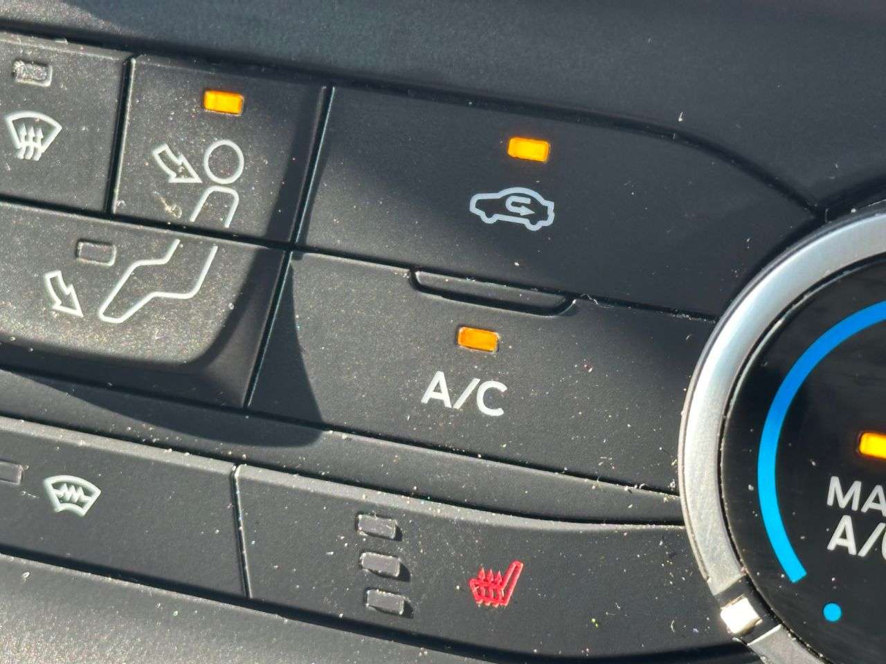 A 2021 FORD TRANSIT CUSTOM 2.0 320 EcoBlue Leader Panel Van 5dr Diesel Manual L1 H1 Euro 6 (s/s) (105 A 2021 FORD TRANSIT CUSTOM 2.0 320 EcoBlue Leader Panel Van 5dr Diesel Manual L1 H1 Euro 6 (s/s) (105