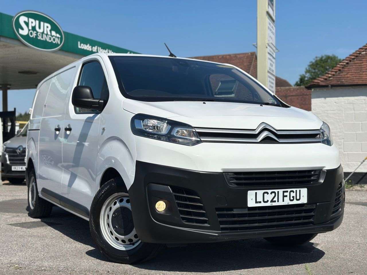 A 2021 CITROEN DISPATCH 2.0 BlueHDi 1400 Enterprise M Panel Van 6dr Diesel Manual FWD 2 Euro 6 (s/s A 2021 CITROEN DISPATCH 2.0 BlueHDi 1400 Enterprise M Panel Van 6dr Diesel Manual FWD 2 Euro 6 (s/s